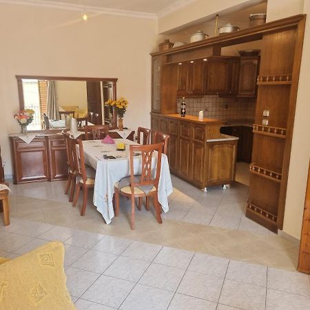 Apartment Theodoros Leonídion Zewnętrze zdjęcie