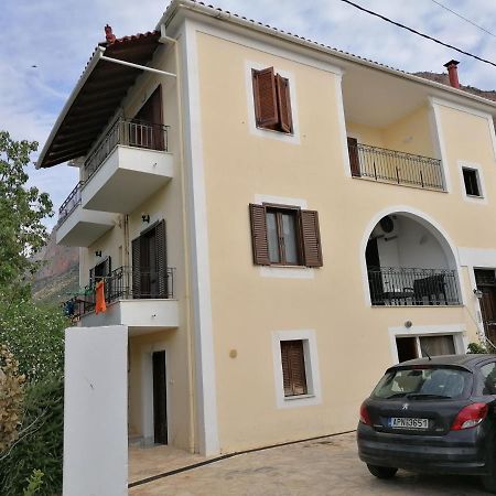 Apartment Theodoros Leonídion Zewnętrze zdjęcie
