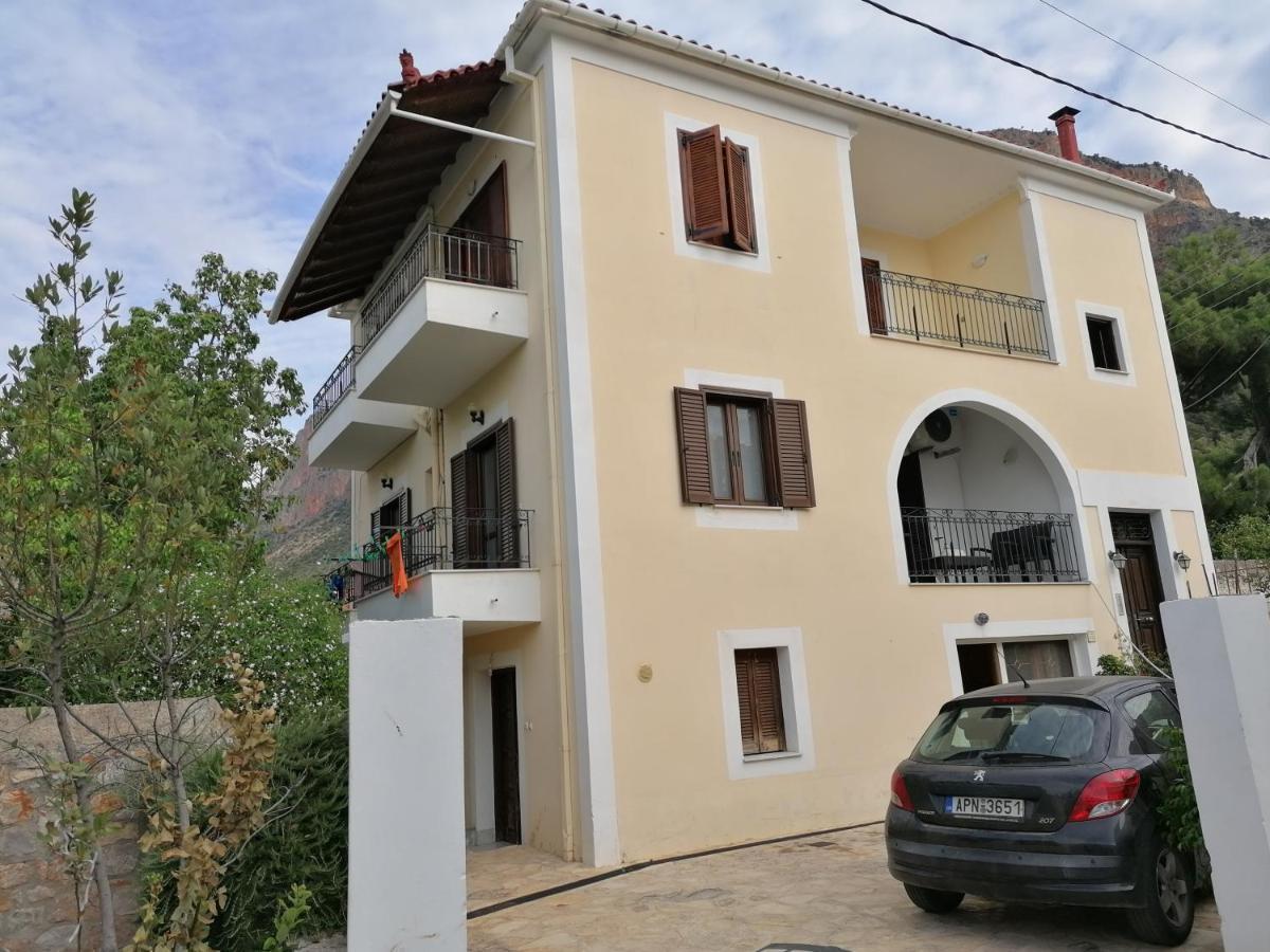 Apartment Theodoros Leonídion Zewnętrze zdjęcie